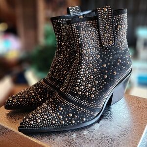 Rhinestone Cowgirl Cowboy Boots 8 Black Ankle Bootie